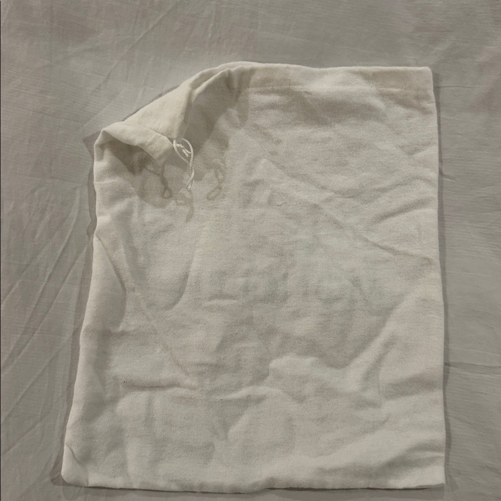 Moncler White Logo Drawstring Bag - Picture 4 of 4